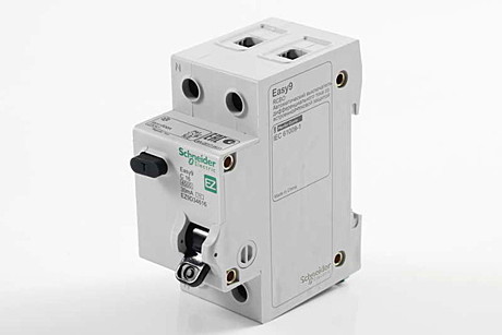 Дифференциальный автоматический выключатель EASY 9 1П+Н 10А 30мА C AC 4,5кА 230В, Schneider Electric